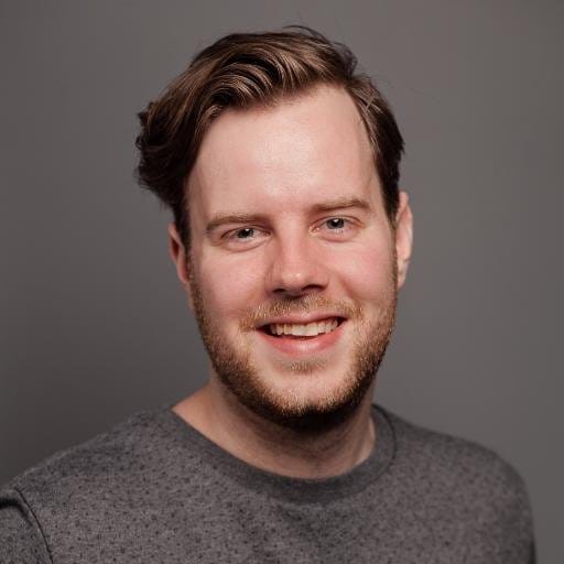 Robert van Hosel is the co-founder of @getcrowded, @woodify, and founder of @young_creators